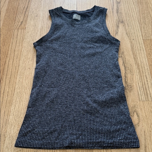 Athleta Ribbed Tank - Picture 4 of 9